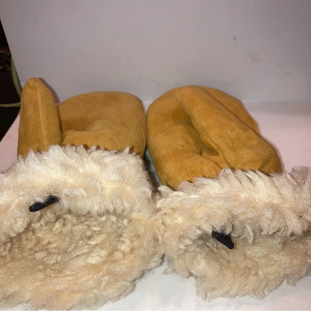 Kinko Kids DEERSKIN Suede Sheepskin Lined BRAND NEW UNISEX Mittens for Kids